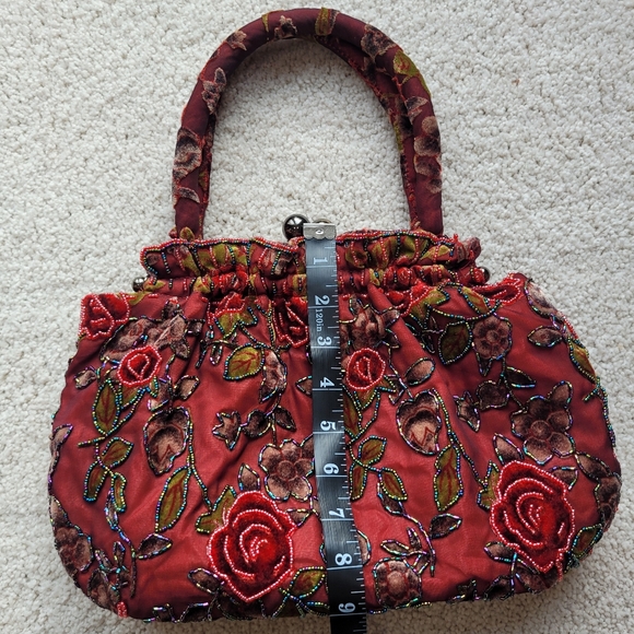 Unique Beaded Floral Embroidered Handbag - Picture 9 of 10